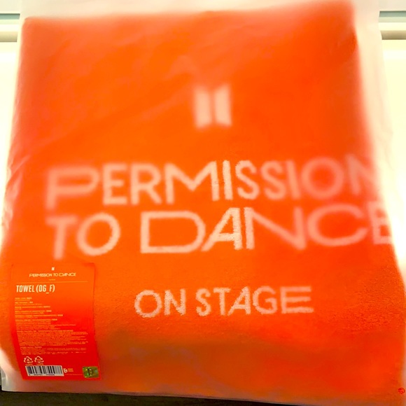 Official BTS Permission To Dance towel - Picture 1 of 4